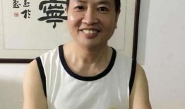 娱乐吃瓜两兄弟,吃瓜兄弟的趣味人生